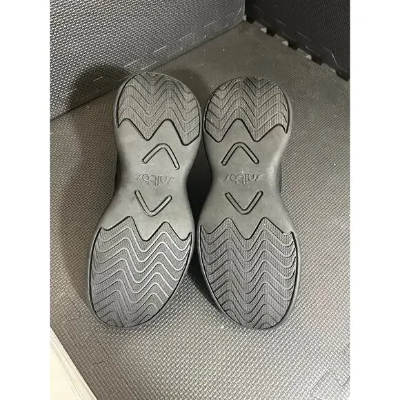Snibbs Orbit‎ Unisex Nonslip Work Shoes Nightfall Black Sneaker Womens Size 9